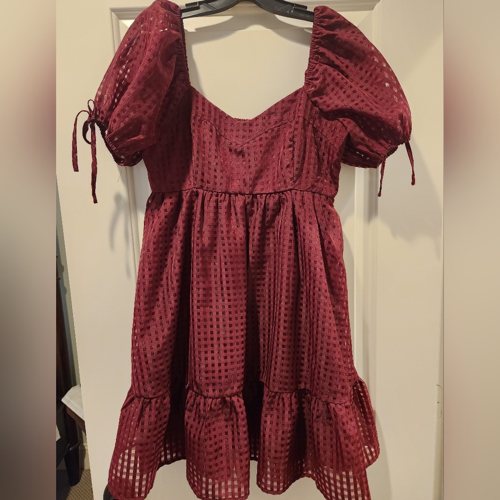 Entro Maroon Puff Sleeve Windowpane Smocked Back GameDay Dress Sz MED